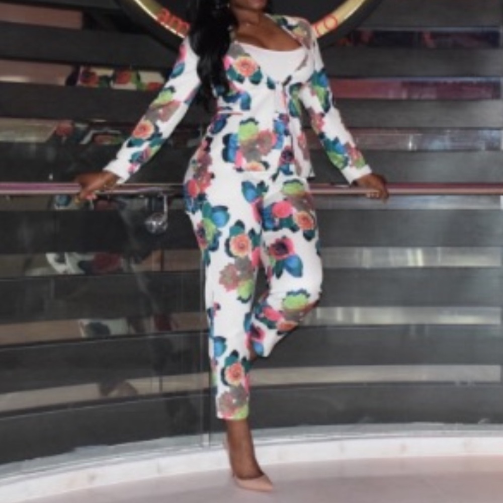 Floral Two-Piece Suit - Multicolor